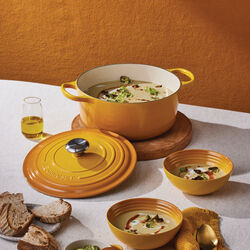 Signature rund gryte &Oslash; 24 cm, nectar, Le Creuset