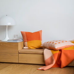 Syndin Pledd, Cloudberry, R&oslash;ros Tweed