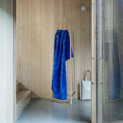 Lynild Pledd, Blue, R&oslash;ros Tweed