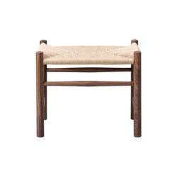 J16 Stool, oiled walnut, Fredericia