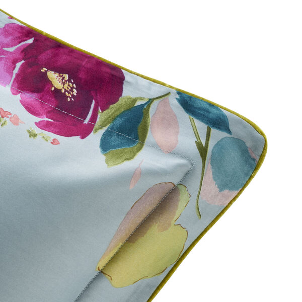 Eaux putetrekk, Yves Delorme