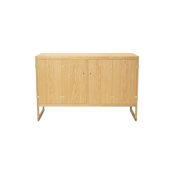 BM0057 Cabinet, oiled oak, Carl Hansen & S&oslash;n