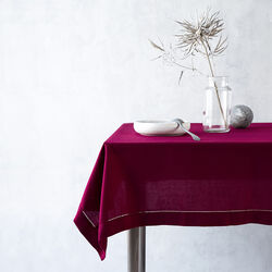 Duk med hulls&oslash;m, r&oslash;d, Langkilde & S&oslash;n