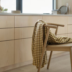 Mimi Pledd, Pale Lemon, R&oslash;ros Tweed