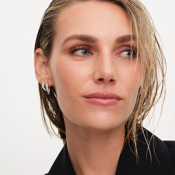 Wave Pave Hoops, Philippa Studios