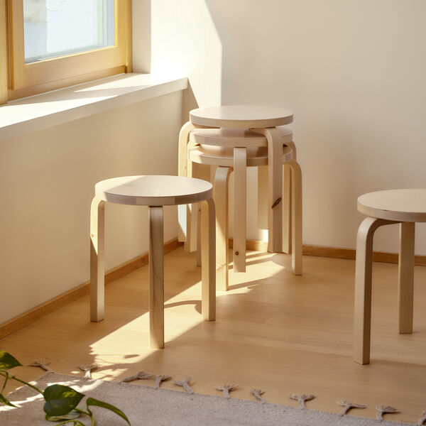 Stool 60, villbj&oslash;rk, Artek