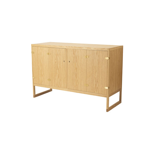 BM0057 Cabinet, oiled oak, Carl Hansen & S&oslash;n