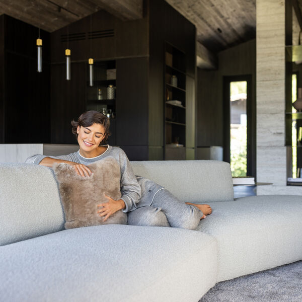 NUBE pute med royal alpakka p&aring; &eacute;n side, taupe, WEICH Couture Alpaca